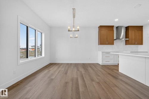 7091 Kiviaq Crescent, Edmonton, AB - Indoor Photo Showing Other Room