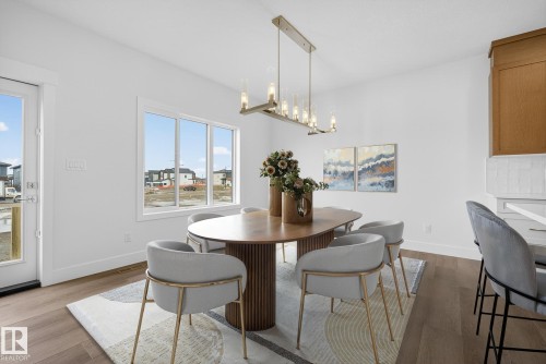 7091 Kiviaq Crescent, Edmonton, AB - Indoor Photo Showing Dining Room