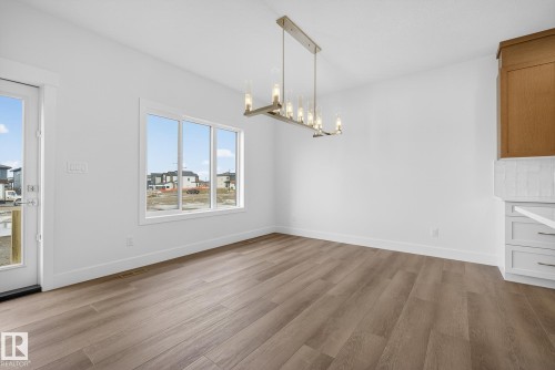 7091 Kiviaq Crescent, Edmonton, AB - Indoor