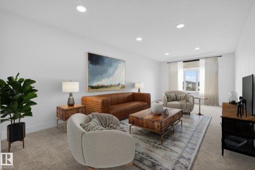 7091 Kiviaq Crescent, Edmonton, AB - Indoor Photo Showing Living Room