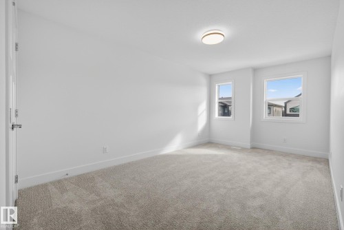 7091 Kiviaq Crescent, Edmonton, AB - Indoor Photo Showing Other Room