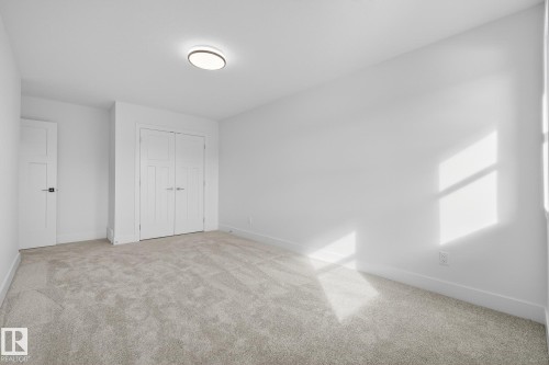 7091 Kiviaq Crescent, Edmonton, AB - Indoor Photo Showing Other Room