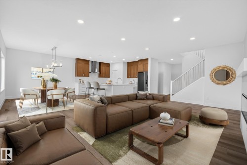 7091 Kiviaq Crescent, Edmonton, AB - Indoor Photo Showing Living Room