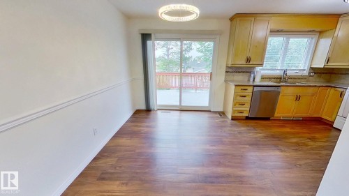 3432 81 Street, Edmonton, AB - Indoor Photo Showing Kitchen