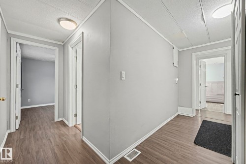 60221 Range Rd 43A, Rural Barrhead County, AB - Indoor Photo Showing Other Room