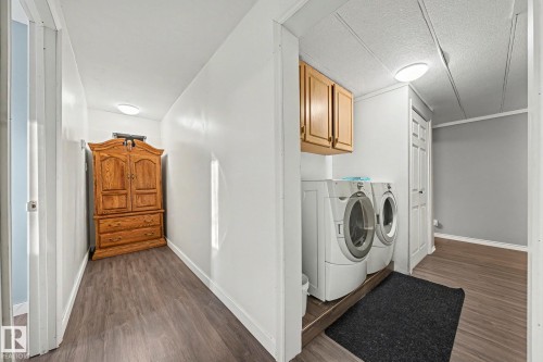 60221 Range Rd 43A, Rural Barrhead County, AB - Indoor Photo Showing Laundry Room