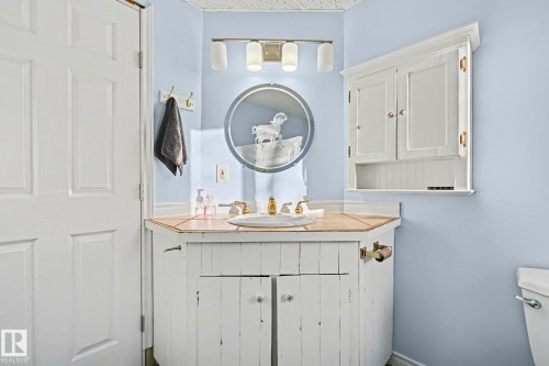 60221 Range Rd 43A, Rural Barrhead County, AB - Indoor Photo Showing Other Room