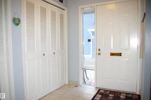 208 Lakeside Green, St. Albert, AB - Indoor Photo Showing Other Room