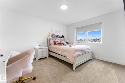 25 Jacobs Close, St. Albert, AB - Indoor Photo Showing Bedroom