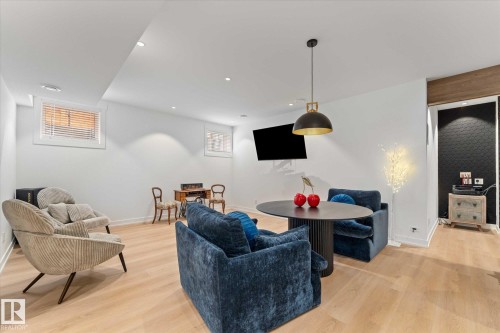 25 Jacobs Close, St. Albert, AB - Indoor