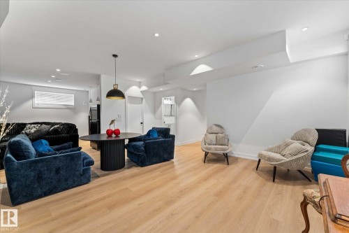 25 Jacobs Close, St. Albert, AB - Indoor