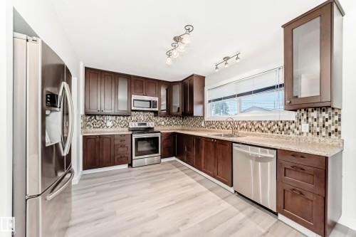 12837 90 Street, Edmonton, AB - Indoor Photo Showing Kitchen With Stainless Steel Kitchen With Upgraded Kitchen