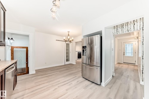 12837 90 Street, Edmonton, AB - Indoor Photo Showing Other Room