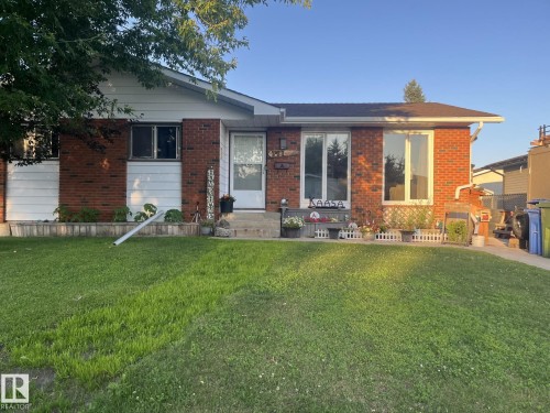 147 Garwood Crescent  Wetaskiwin, AB T9A 2X4