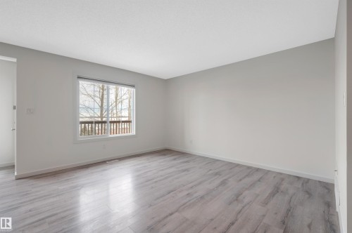 1336 Graydon Hill Way, Edmonton, AB - Indoor Photo Showing Other Room