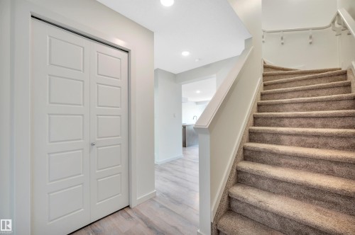 1336 Graydon Hill Way, Edmonton, AB - Indoor Photo Showing Other Room