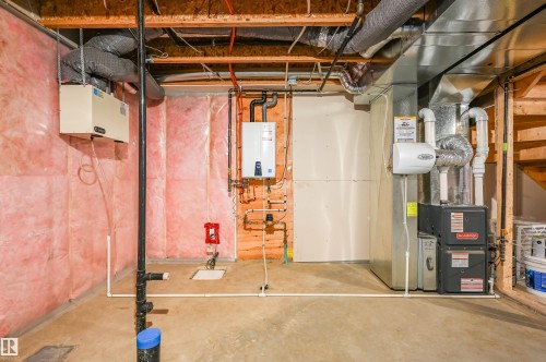 1336 Graydon Hill Way, Edmonton, AB - Indoor Photo Showing Basement