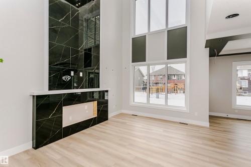 8411 Mayday Link Link, Edmonton, AB - Indoor Photo Showing Other Room