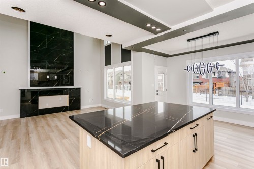 8411 Mayday Link Link, Edmonton, AB - Indoor Photo Showing Kitchen