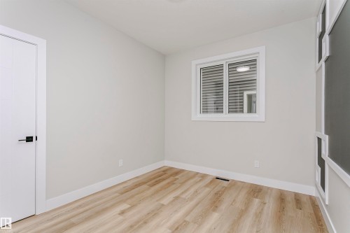8411 Mayday Link Link, Edmonton, AB - Indoor Photo Showing Other Room