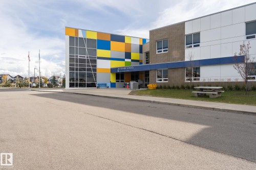 8411 Mayday Link Link, Edmonton, AB - Outdoor