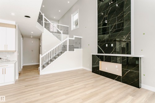 8411 Mayday Link Link, Edmonton, AB - Indoor