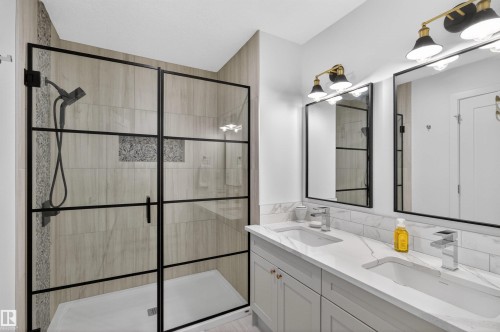 401 1316 Windermere Way, Edmonton, AB - Indoor Photo Showing Bathroom