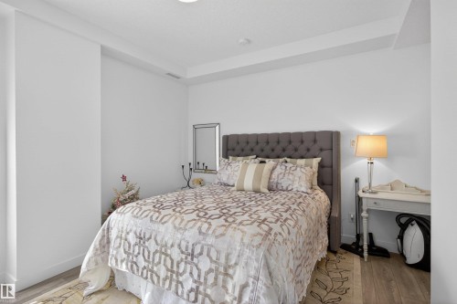 401 1316 Windermere Way, Edmonton, AB - Indoor Photo Showing Bedroom