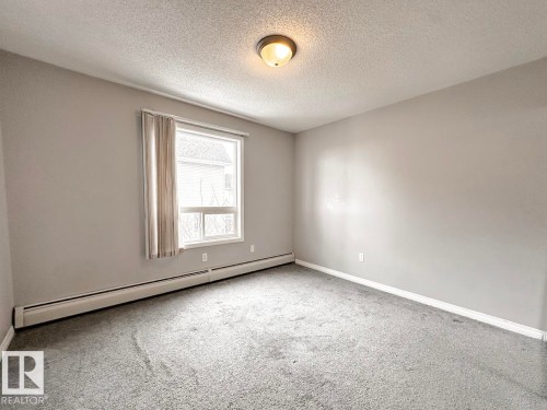 6315 7331 South Terwillegar Drive, Edmonton, AB - Indoor Photo Showing Other Room