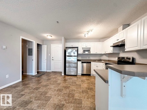 6315 7331 South Terwillegar Drive, Edmonton, AB - Indoor Photo Showing Kitchen