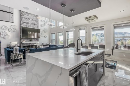 1448 25 Street, Edmonton, AB - Indoor Photo Showing Kitchen With Double Sink With Upgraded Kitchen