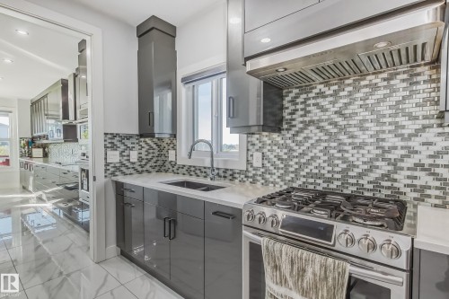 1448 25 Street, Edmonton, AB - Indoor Photo Showing Kitchen With Double Sink With Upgraded Kitchen