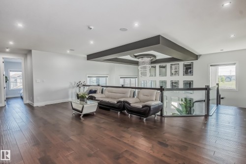 1448 25 Street, Edmonton, AB - Indoor