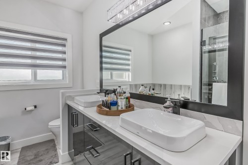 1448 25 Street, Edmonton, AB - Indoor Photo Showing Bathroom