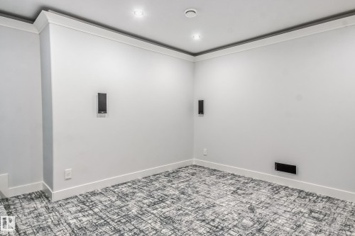1448 25 Street, Edmonton, AB - Indoor Photo Showing Other Room
