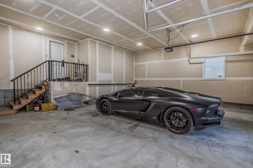 1448 25 Street, Edmonton, AB - Indoor Photo Showing Garage