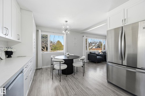 7719 71 Avenue, Edmonton, AB - Indoor