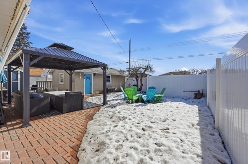 7719 71 Avenue, Edmonton, AB - Outdoor