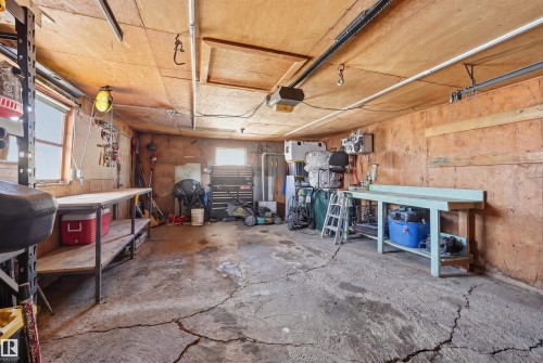 7719 71 Avenue, Edmonton, AB - Indoor Photo Showing Garage