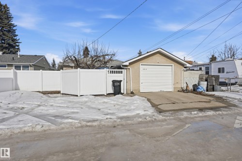 7719 71 Avenue, Edmonton, AB - Outdoor