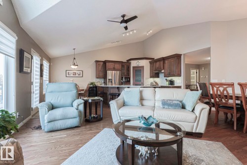 32 600 Regency Drive, Sherwood Park, AB - Indoor Photo Showing Living Room