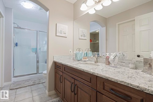 32 600 Regency Drive, Sherwood Park, AB - Indoor Photo Showing Bathroom