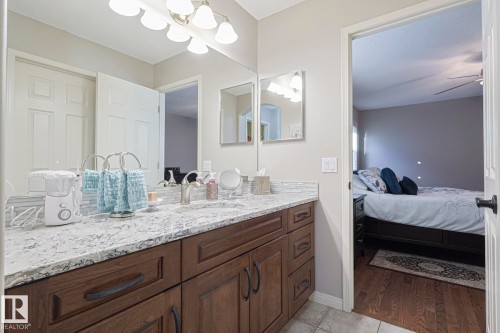 32 600 Regency Drive, Sherwood Park, AB - Indoor