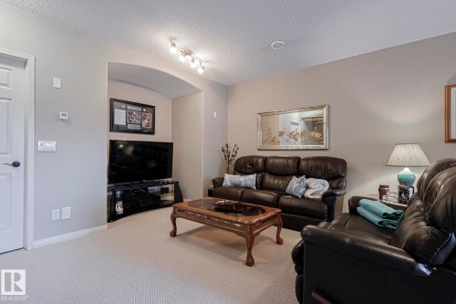 32 600 Regency Drive, Sherwood Park, AB - Indoor Photo Showing Living Room