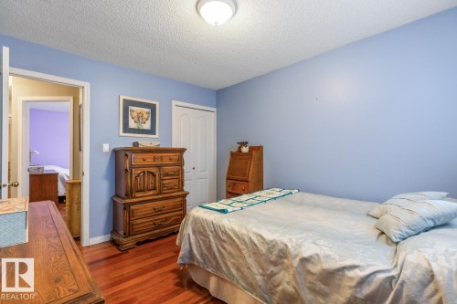 454 Ormsby Road W, Edmonton, AB - Indoor Photo Showing Bedroom