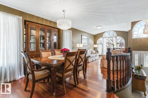 454 Ormsby Road W, Edmonton, AB - Indoor Photo Showing Dining Room