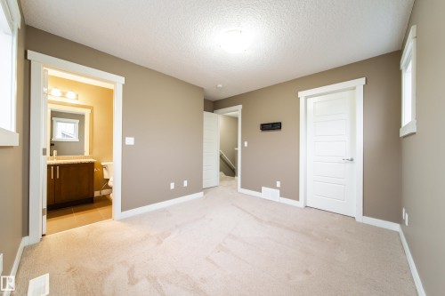 122 401 Southfork Drive, Leduc, AB - Indoor Photo Showing Other Room