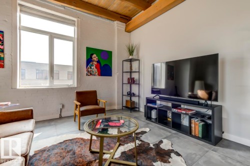 208 10309 107 Street, Edmonton, AB - Indoor Photo Showing Living Room