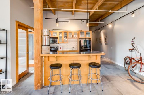 208 10309 107 Street, Edmonton, AB - Indoor Photo Showing Kitchen