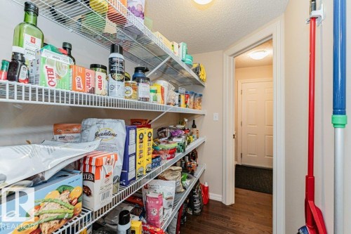 2423 Casselman Crescent, Edmonton, AB - Indoor